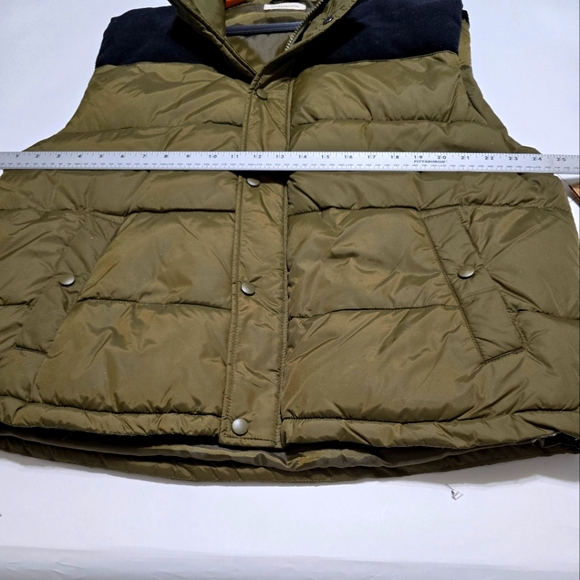 RUFF HEWN olive green puffer vest - Picture 3 of 3